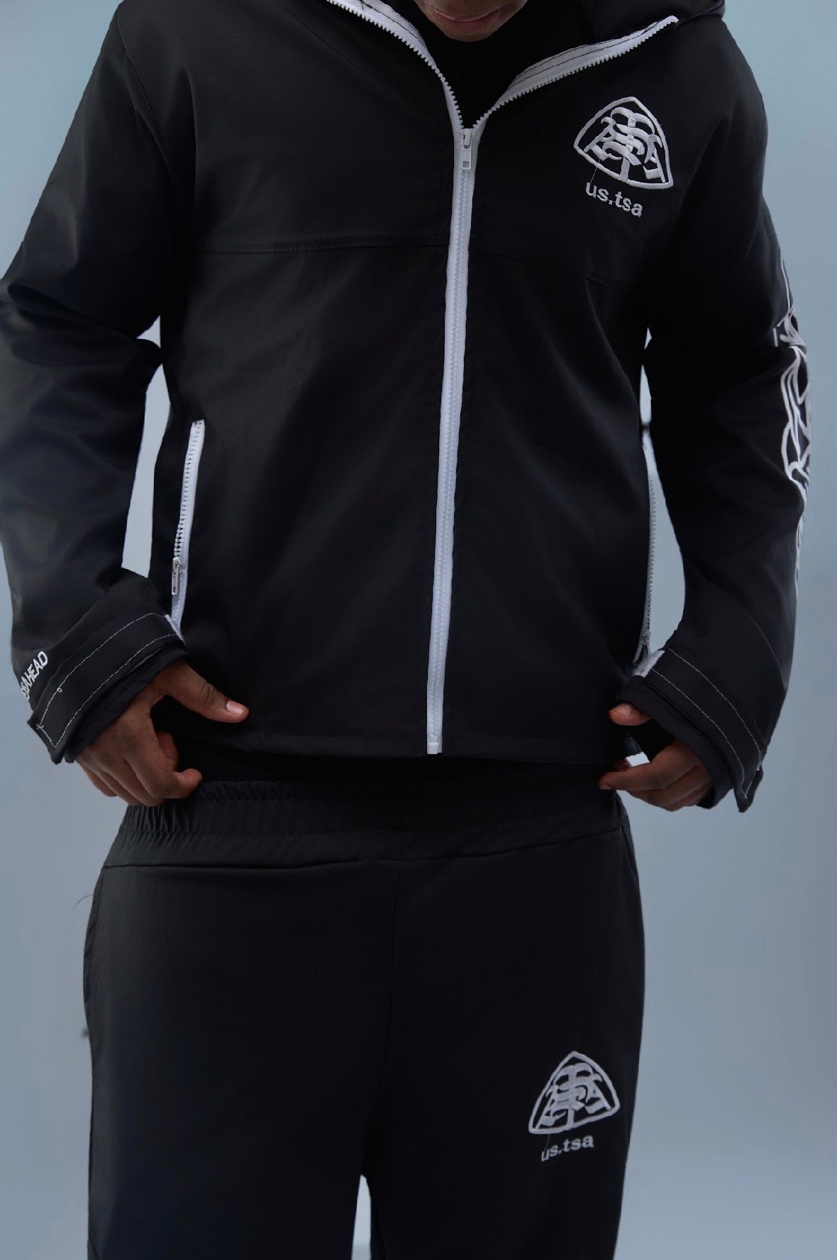 ESSENTIAL RAIN SET (BLACK)