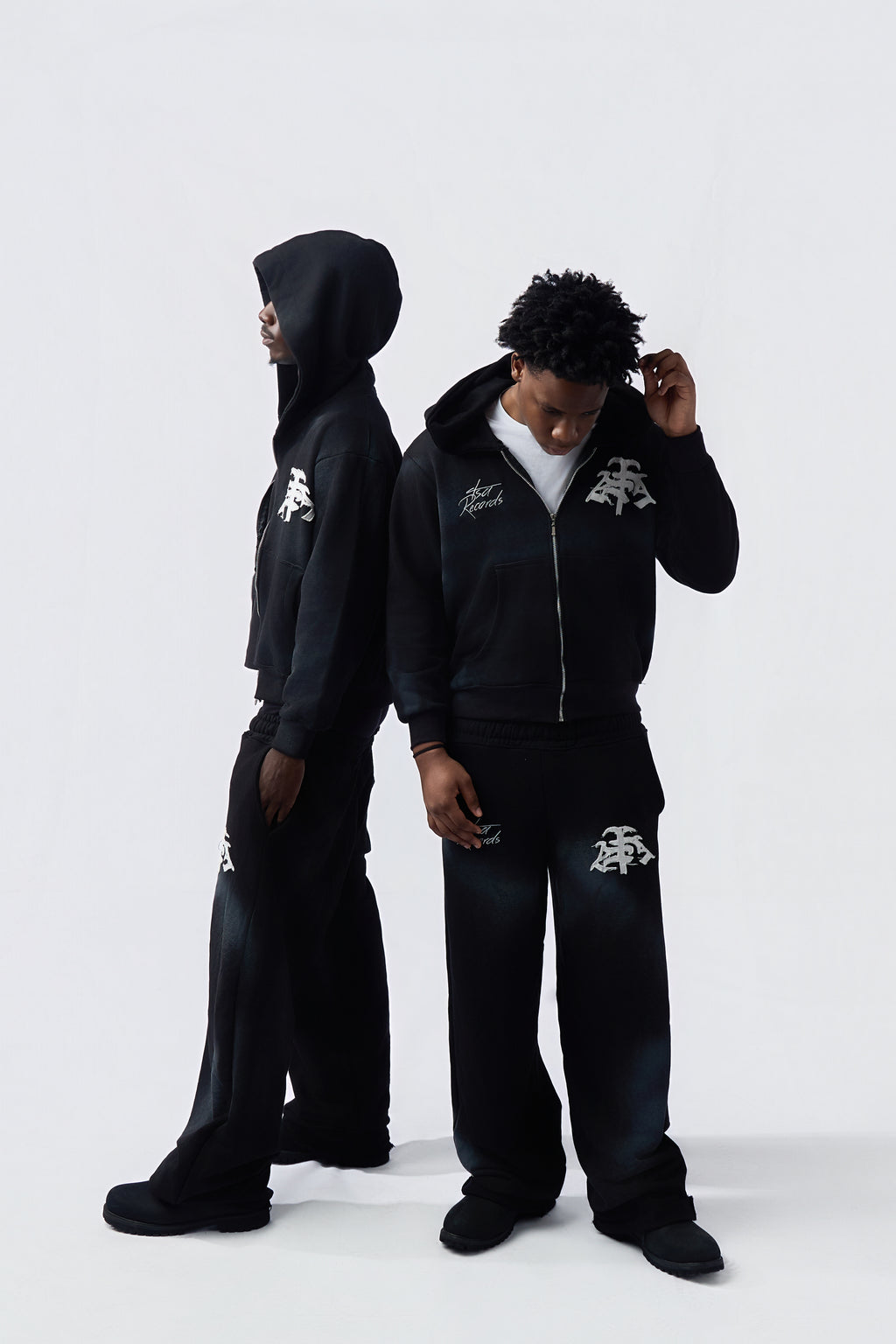 OYNX ZIP UP