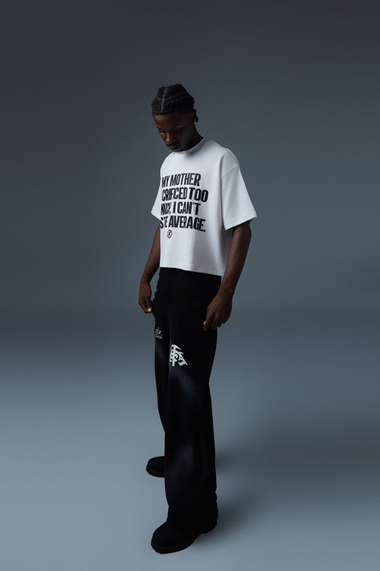 CAN'T BE AVERAGE TEE